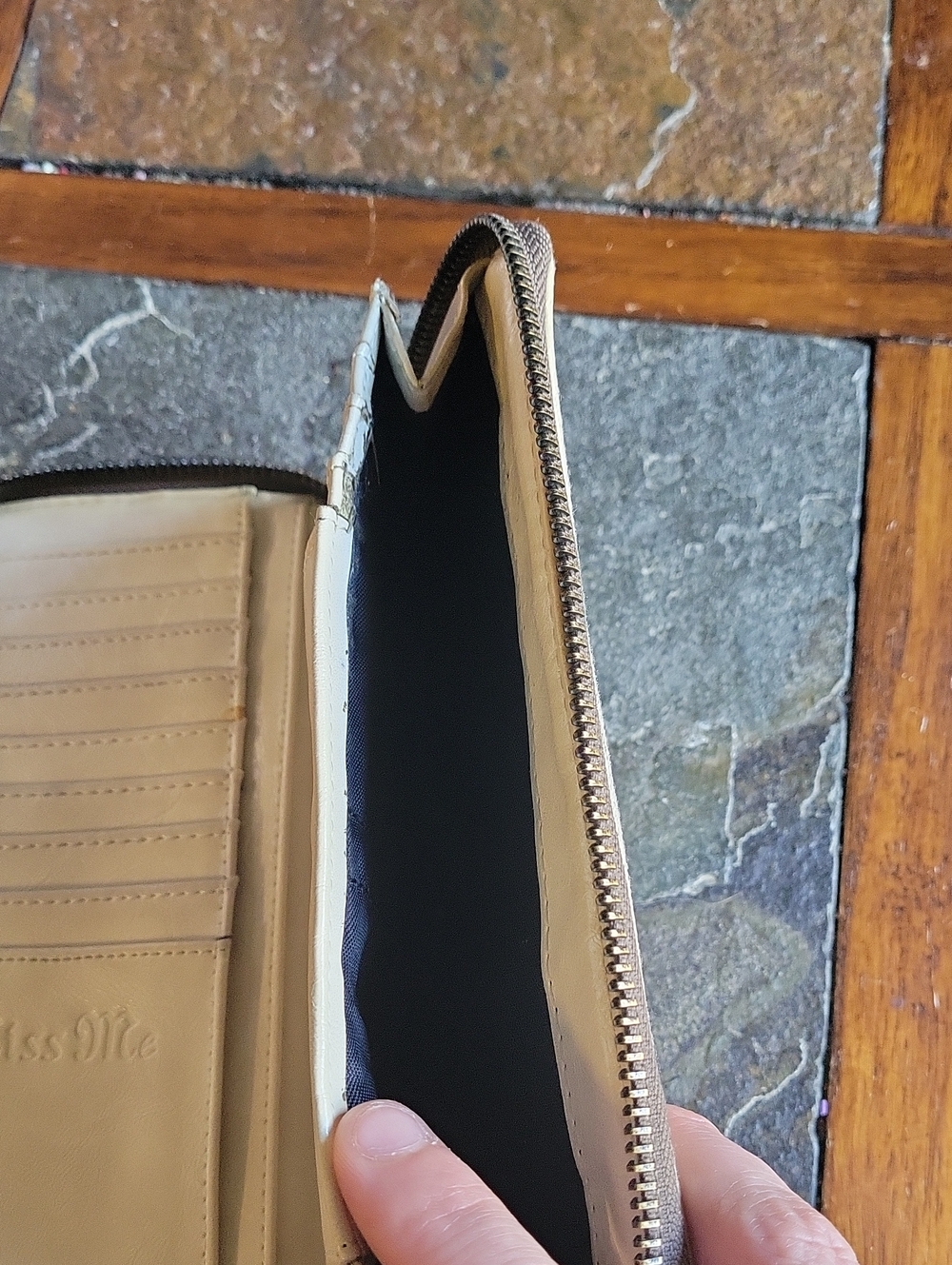 Miss Me Wallet - Picture 4 of 7